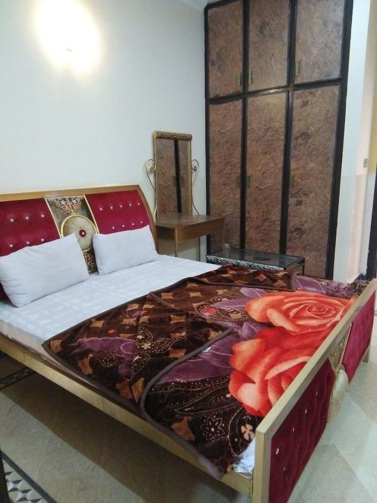 Al Harmain Restaurant Standard Double Room 10