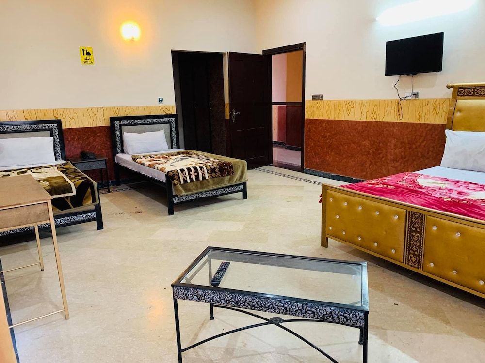 Al Harmain Restaurant Standard Triple Room 6