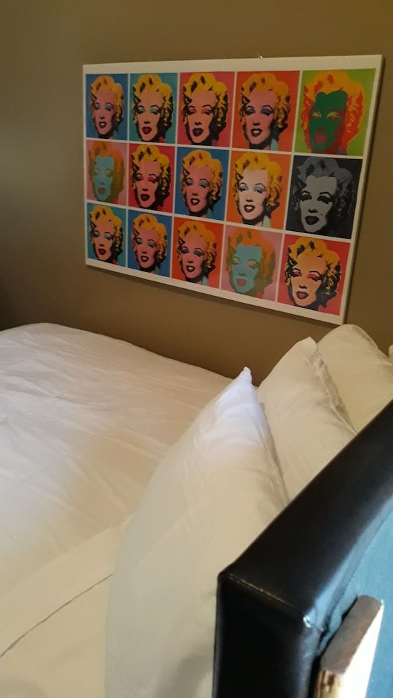 Historic City view   Suites Economy Room 6