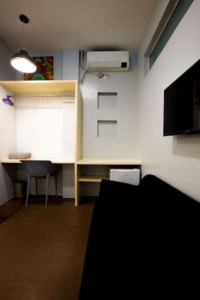 Hotel Monde Deluxe Queen Room 15