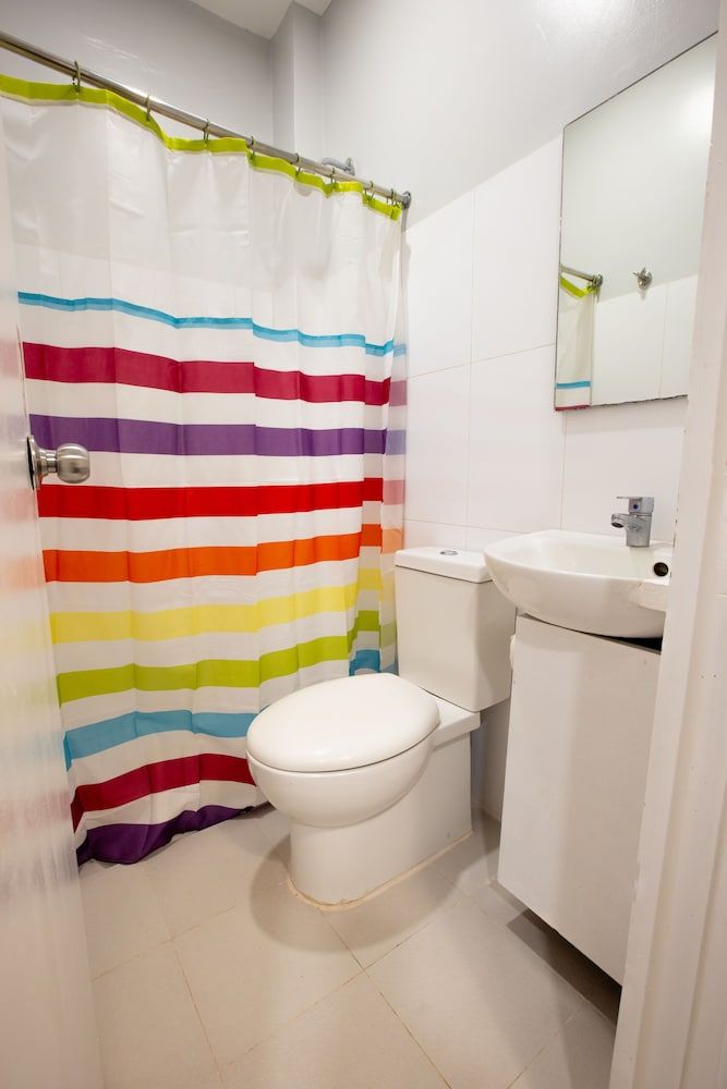 Hotel Monde Deluxe Queen Room 13