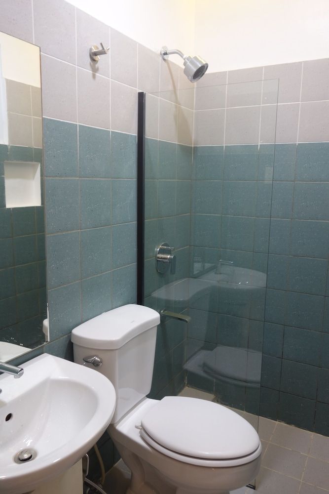 Hotel Monde Deluxe Twin Room 4