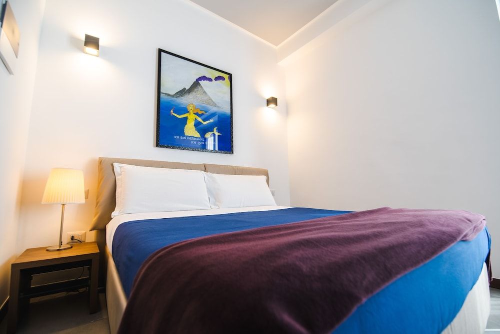 B&B Arco dei Pinto Deluxe Room 6