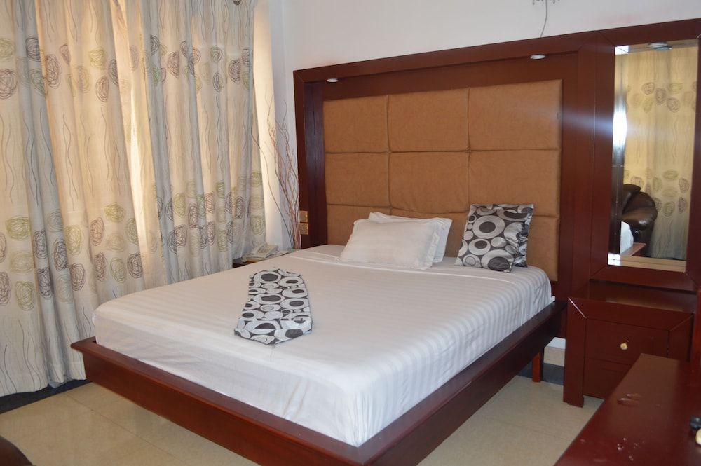 undefined New Popex Hotel 8