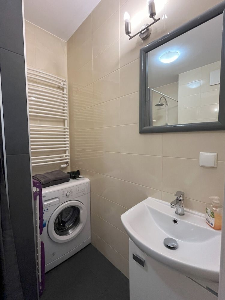 Apartamenty Warszawskie delux Siedmiogrodzka Deluxe Apartment, 1 Bedroom, Non Smoking, Tower 8