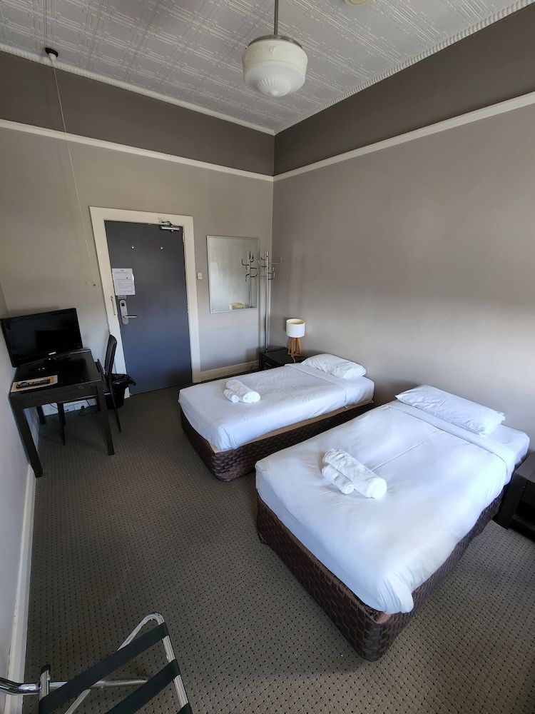 Basic Twin Room