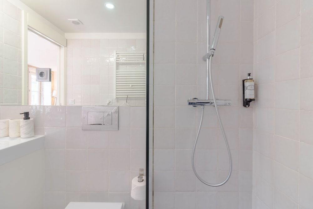 YOUROPO - The Tower Studio, Balcony (6) 10