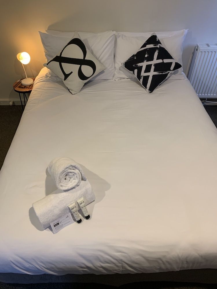 Snowman Lodge Standard Double Room, Shared Bathroom 2