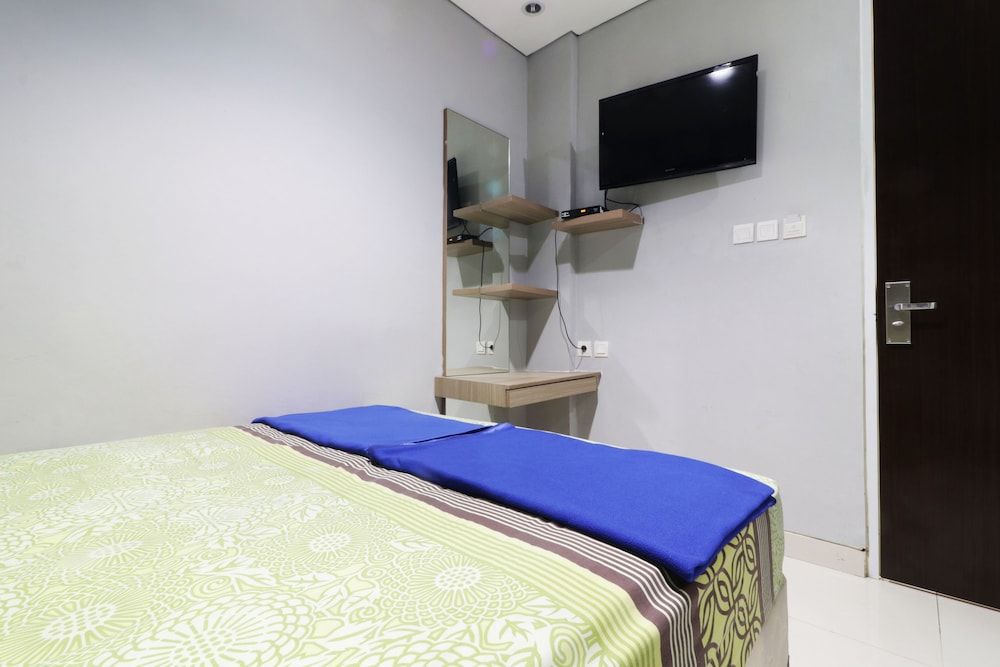 Wisma 9 Jakarta Deluxe Double Room 2