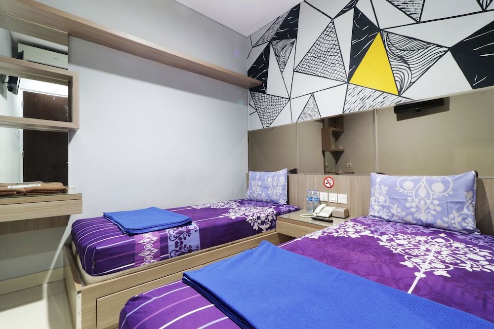 Wisma 9 Jakarta Superior Twin Room 7