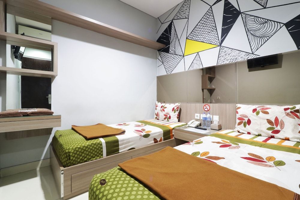 Wisma 9 Jakarta Superior Twin Room 5
