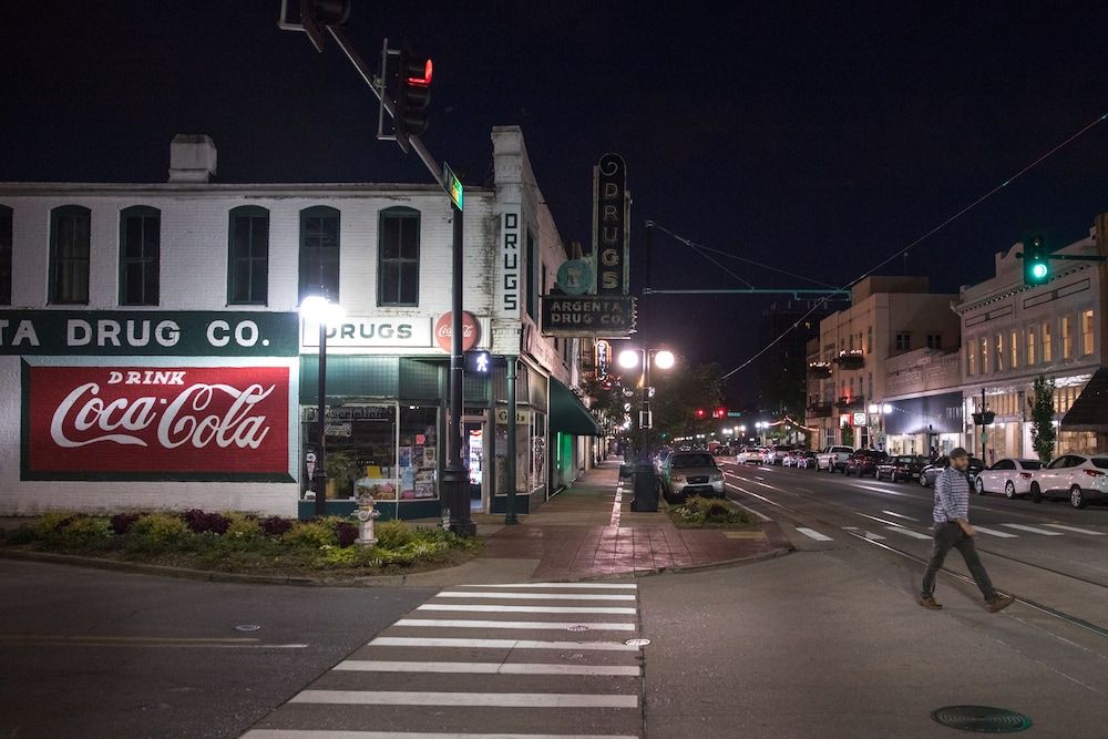 The Baker Magnolia Suite 5