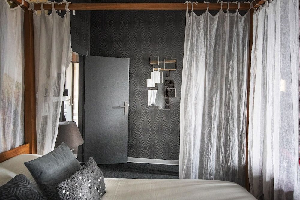 La Bellême Bleue Deluxe Room (Karen Blixen) 4