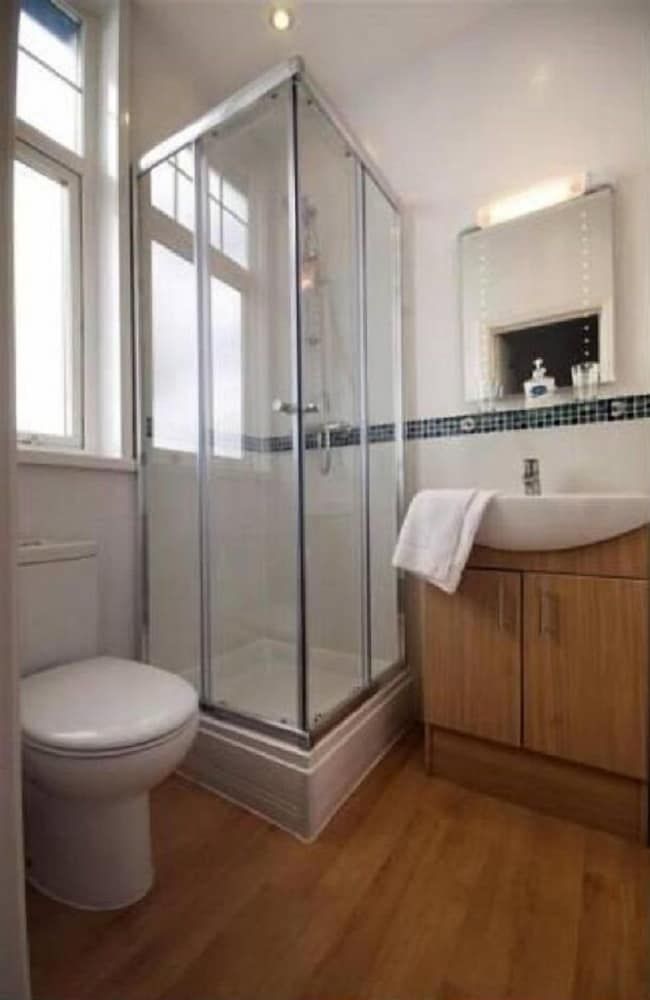 The Paris Hotel Twin Room 2