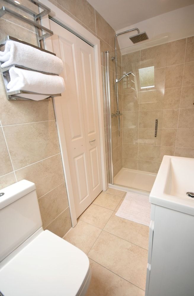 Apple Tree Place B&B Deluxe Double Room, Private Bathroom 24