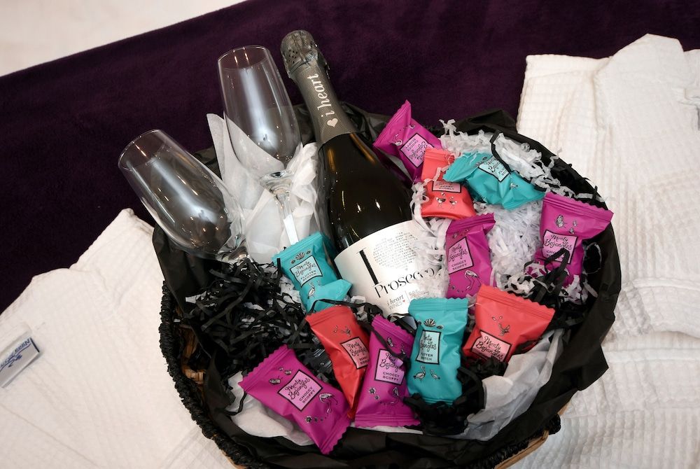 Apple Tree Place B&B Deluxe Double Room, Private Bathroom 27