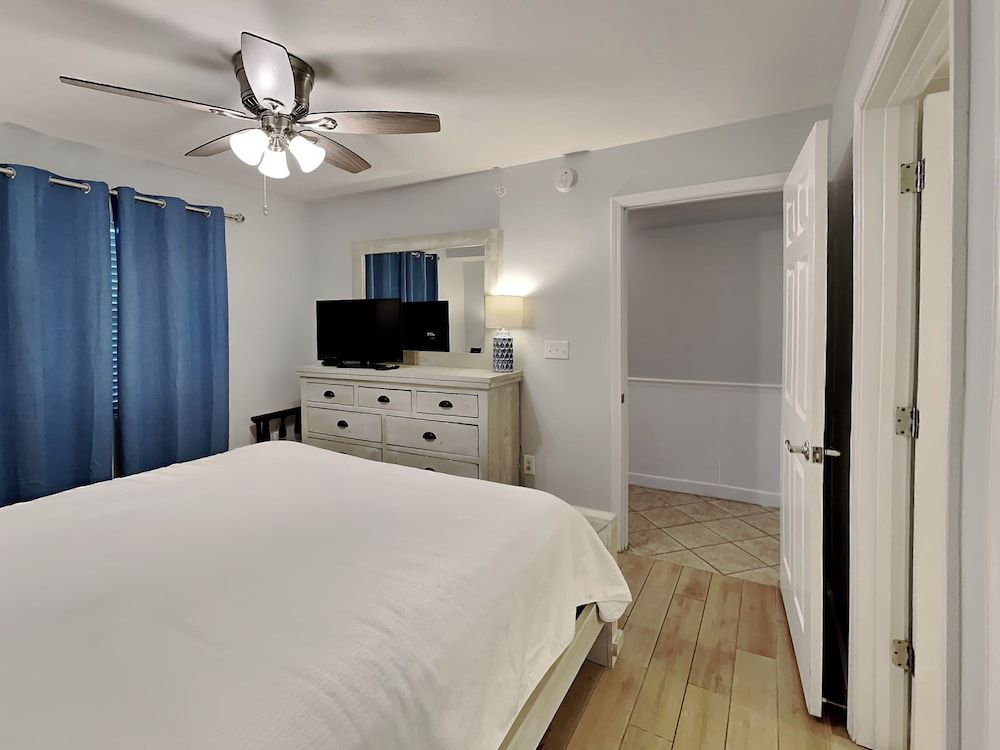 Condo, Multiple Beds, Balcony (#213 - No Pets)