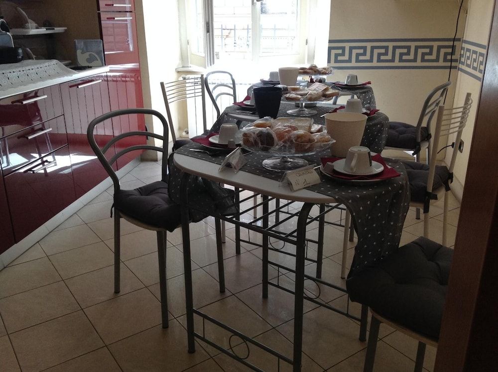 undefined Cardinal Inn 10