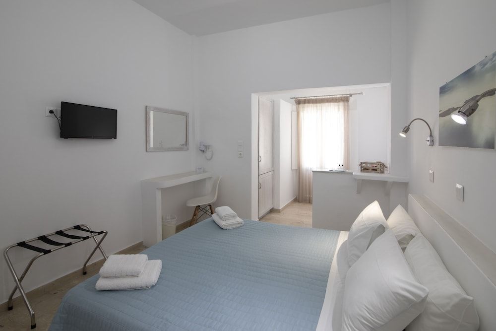 Eva's House Double Room, Non Smoking 15