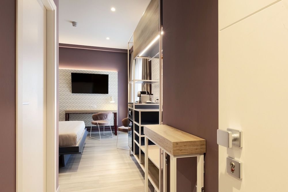 undefined Adesso Hotel