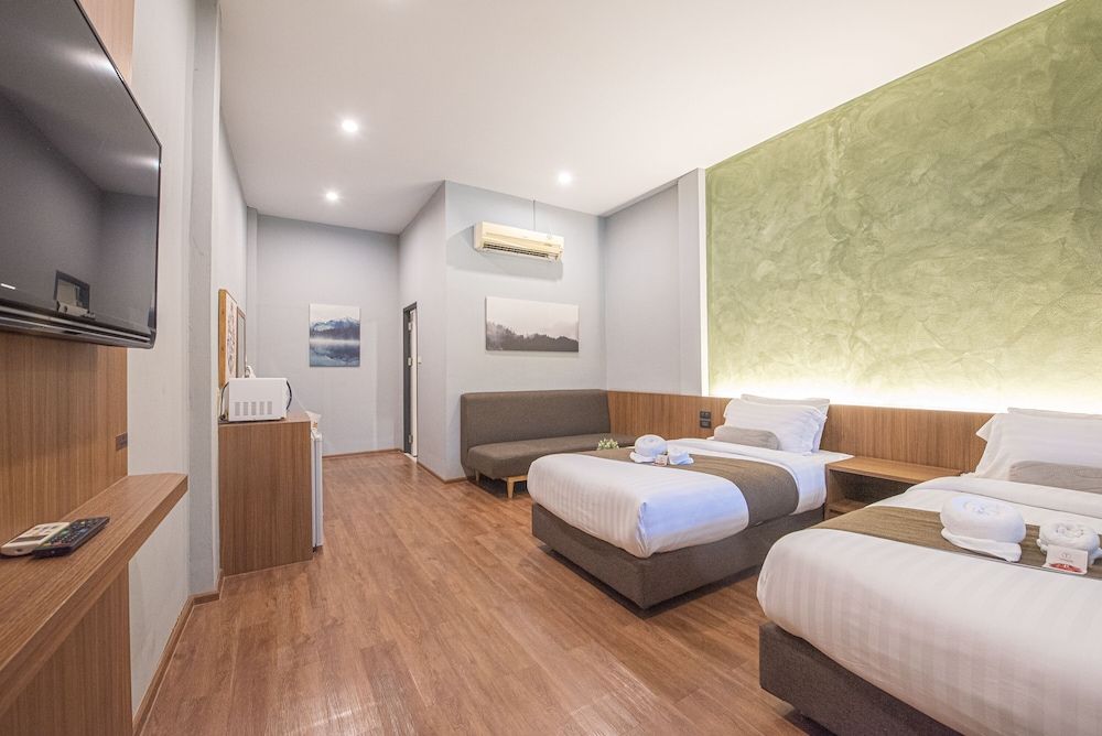 Tarnsiri Boutique Resort Suite, 2 Twin Beds, Garden View 3