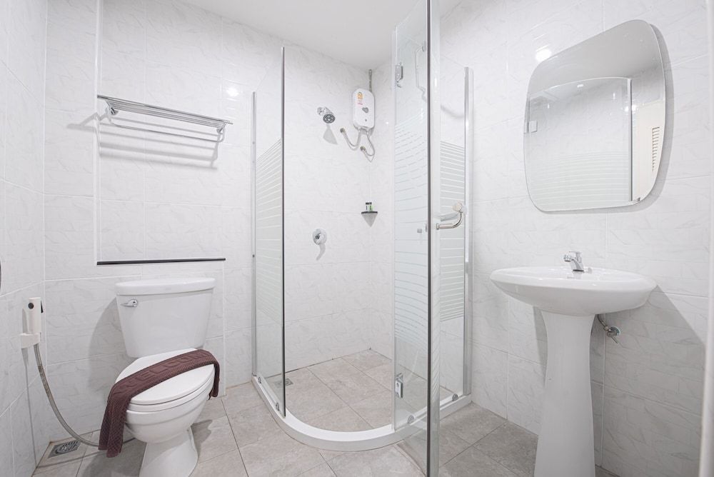 Tarnsiri Boutique Resort Suite, 1 Double Bed, Garden View 6