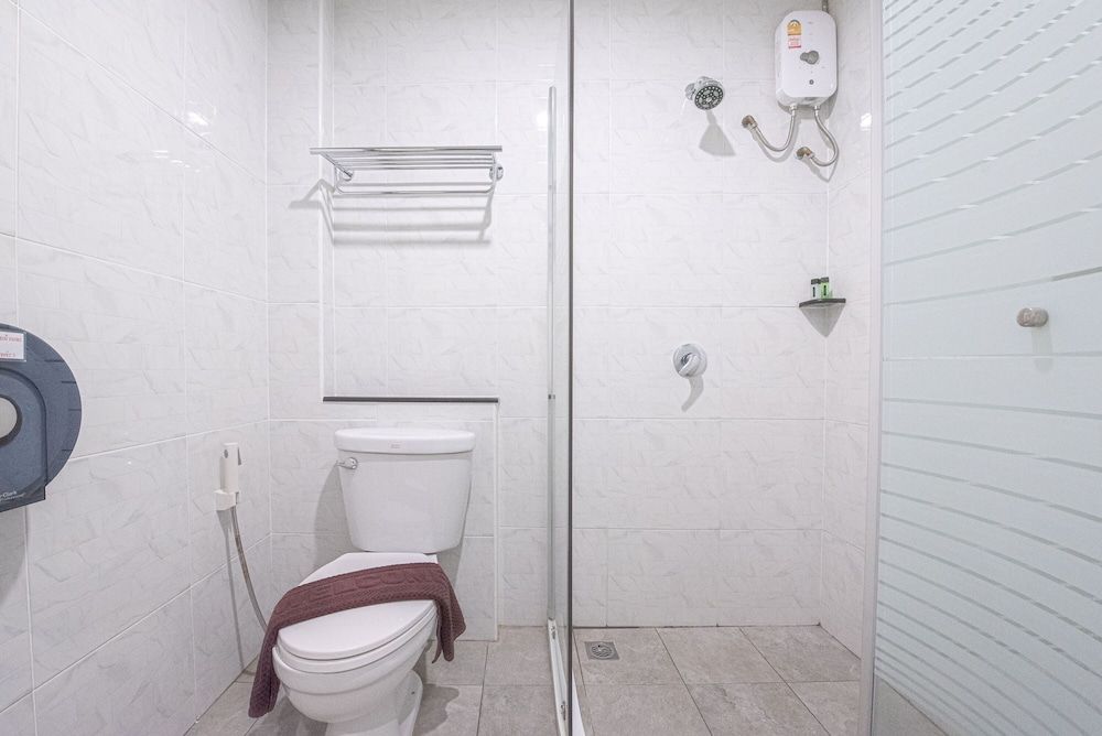 Tarnsiri Boutique Resort Suite, 1 Double Bed, Garden View 5