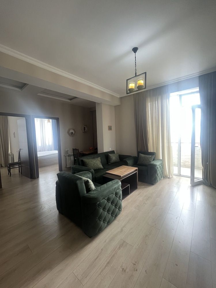 Vazi Aparthotel Luxury Apartment, 2 Bedrooms, City View, Executive Level 10