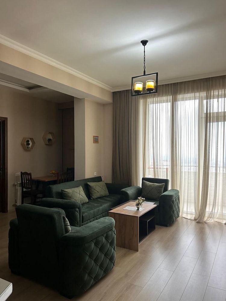 Vazi Aparthotel Luxury Apartment, 2 Bedrooms, City View, Executive Level 12