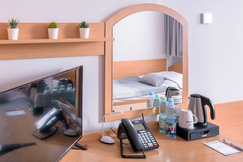 Tailor Hotel Sport & Conference Double Room 4