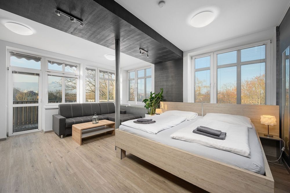 Apartma SunGarden Liberec Duplex Suite with Terrace & Infrasauna 7