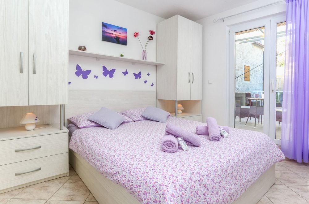 Apartments Nona Studio, Terrace, Partial Sea View 5