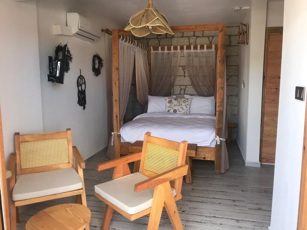 Fizzio Alacati Hotel 1. Kat Superior Oda Havuz Manzarali 12