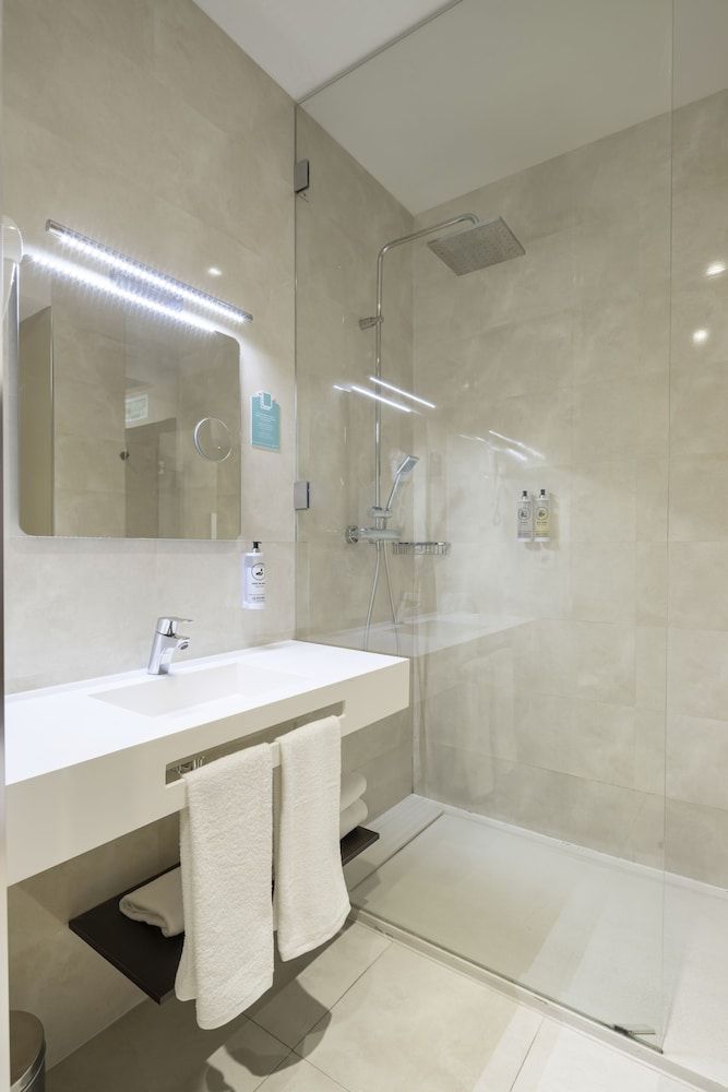 Hotel Route 42 Standard Single Room 4