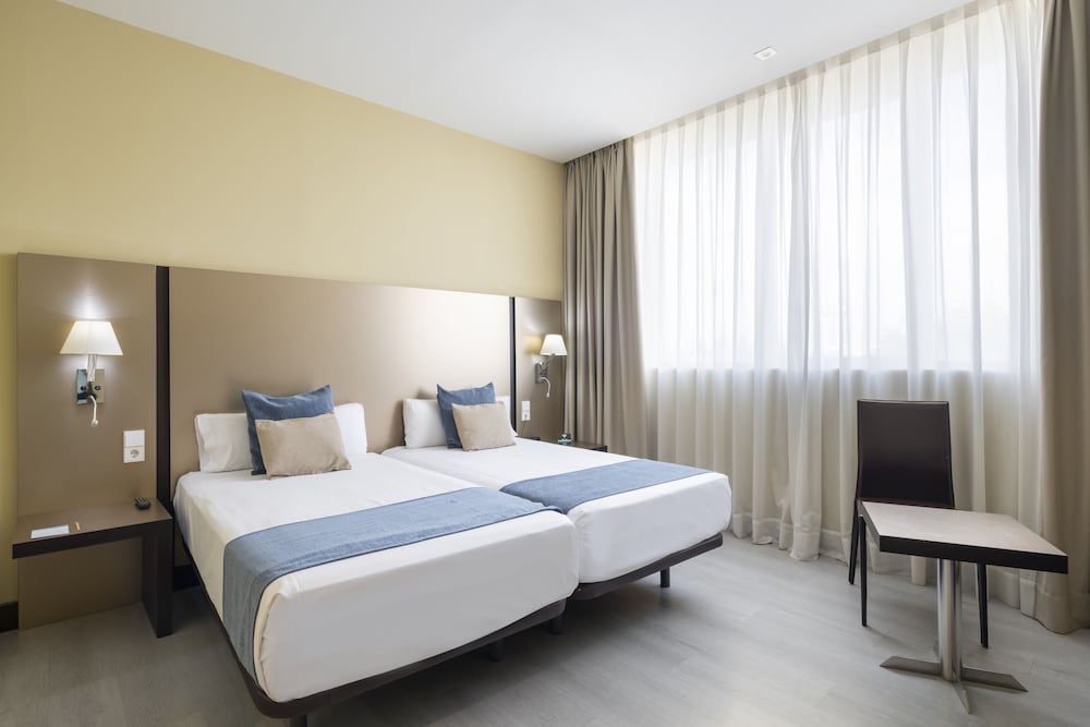 Hotel Route 42 Twin Room