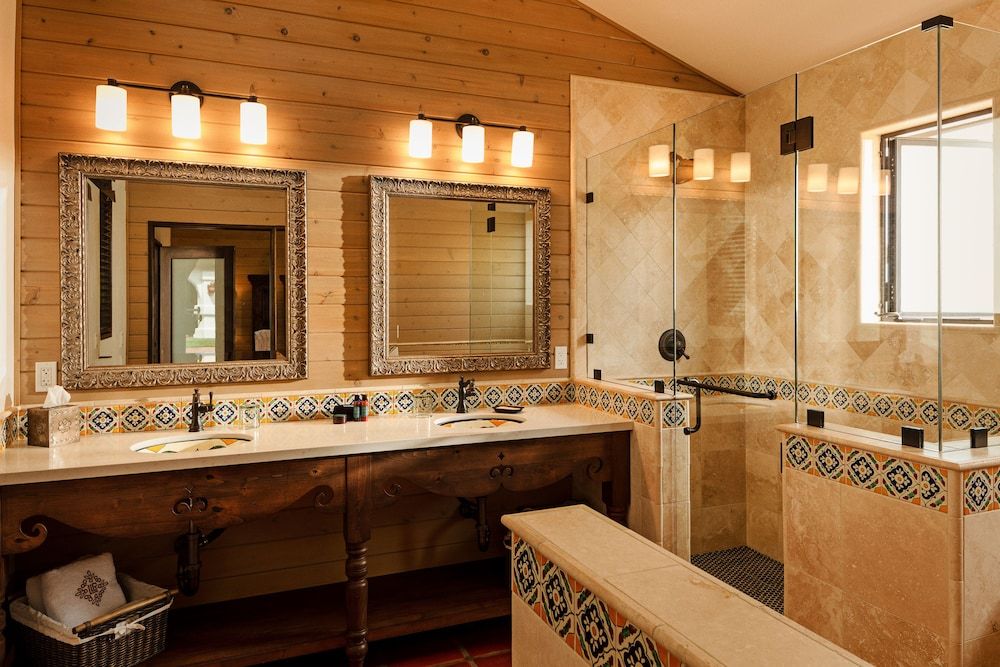 La Lomita Ranch Deluxe Single Room, 1 Queen Bed (La Flores) 4