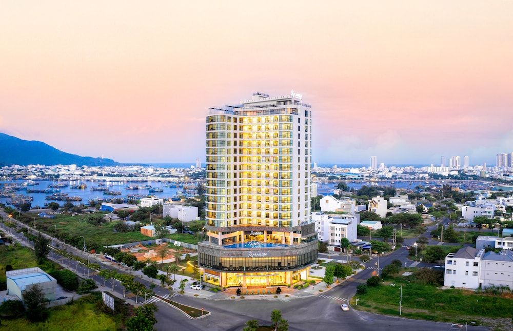 undefined Alan Sea Da Nang 6