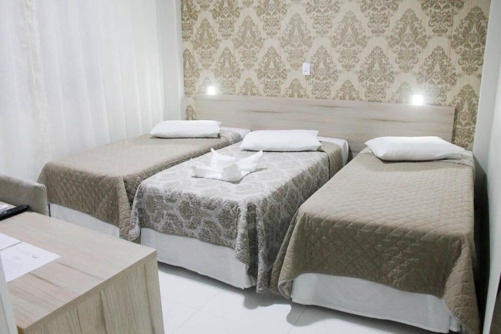 Aj Hotel Standard Triple Room 3