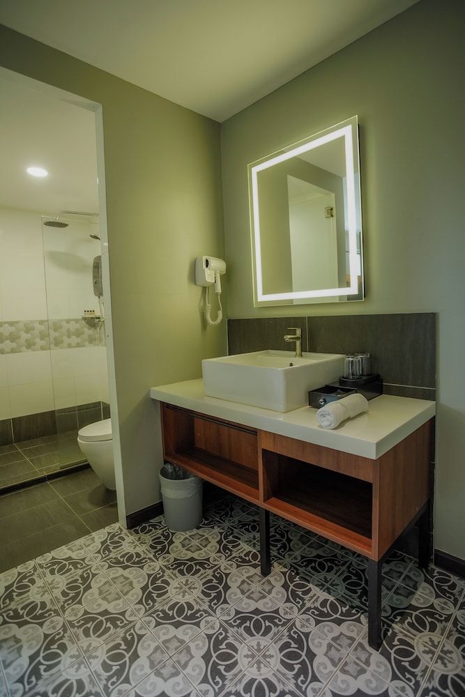 undefined NB HOTEL 10