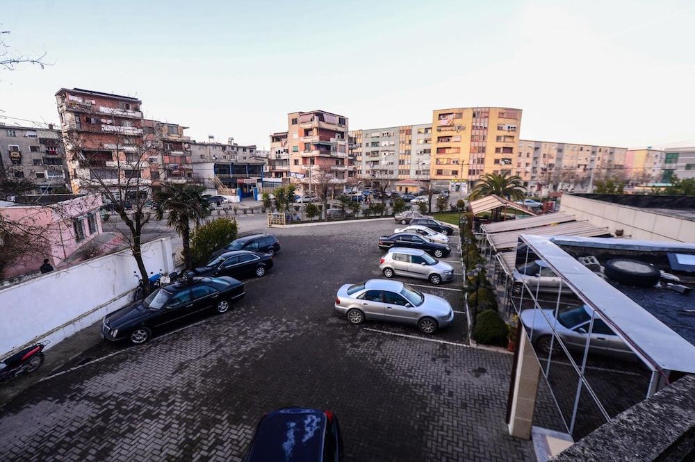 undefined Hotel Argenti 4