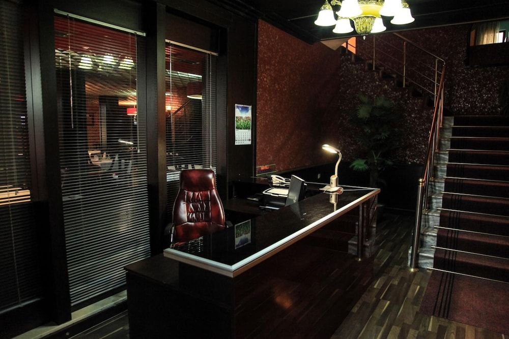 undefined Hotel Argenti 6