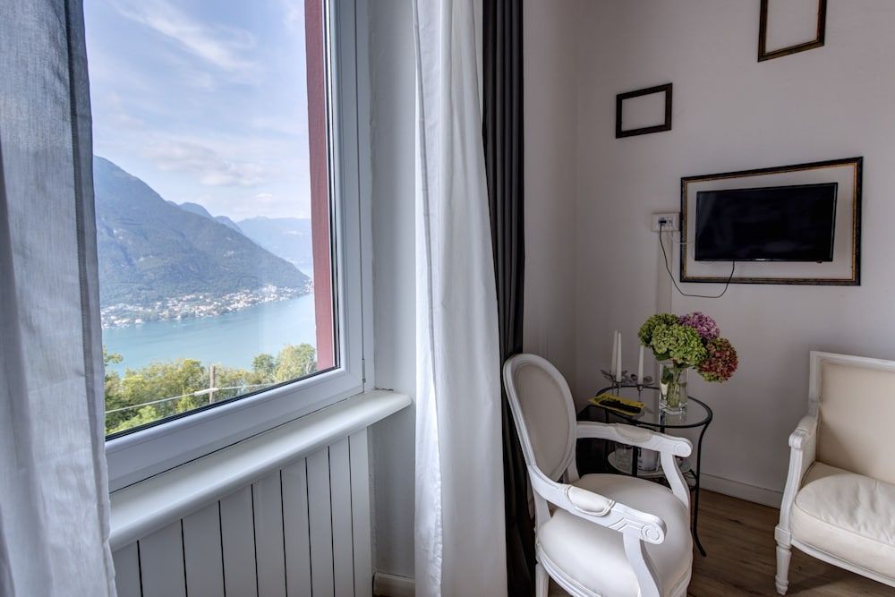 Essentia Guest House Junior Suite, Lake View 12