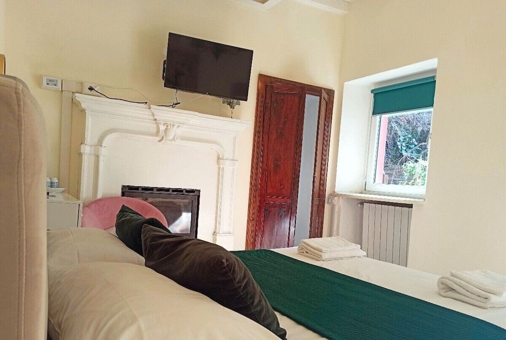 Essentia Guest House Standard Double Room 4