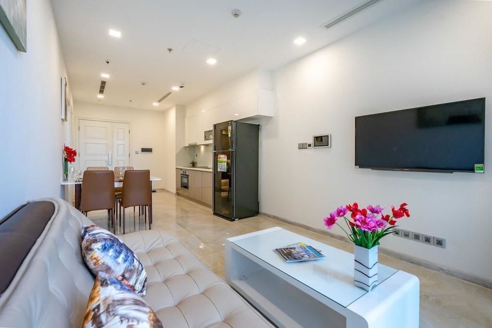 undefined Vinhomes Central Park - MM Home 10