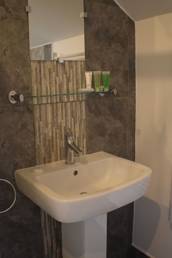 Borthwen B&B Double Room, 1 Double Bed, Mountain View (First Floor - Room Number 4) 8