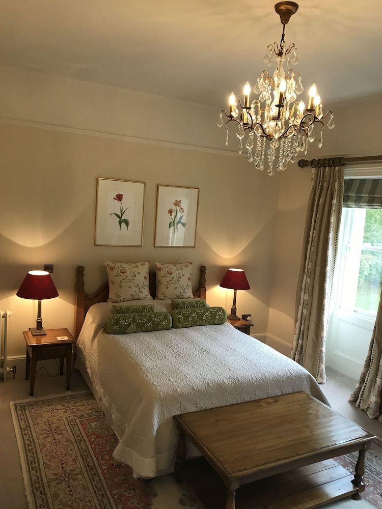 Cleatham Hall King Room (Trent) 2