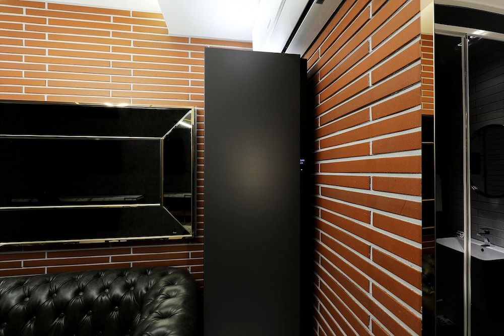 Cielo Hotel VIP Room 18