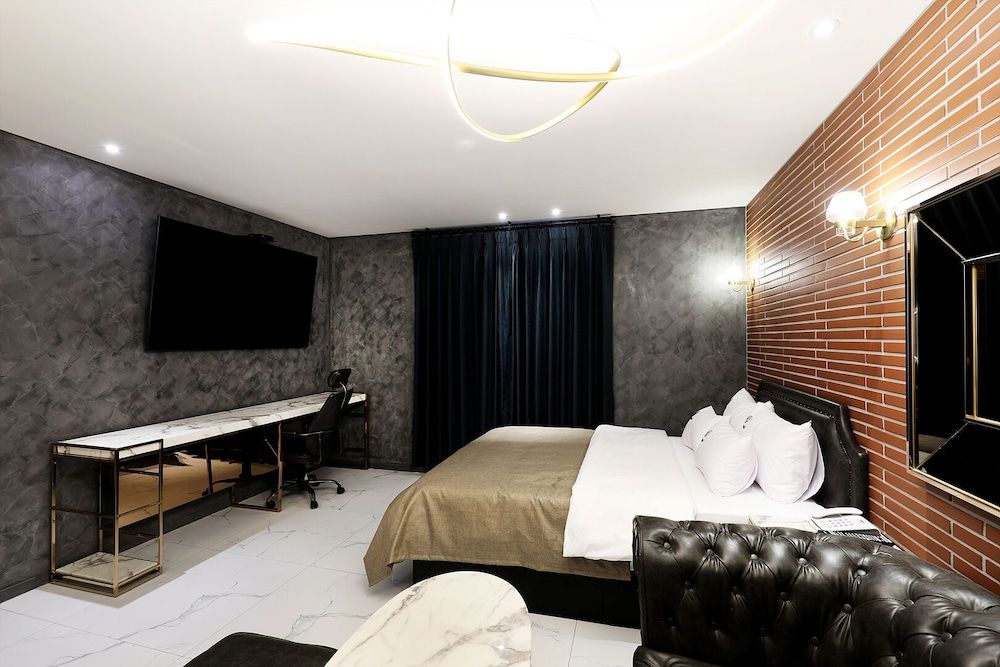 Cielo Hotel VIP Room 2