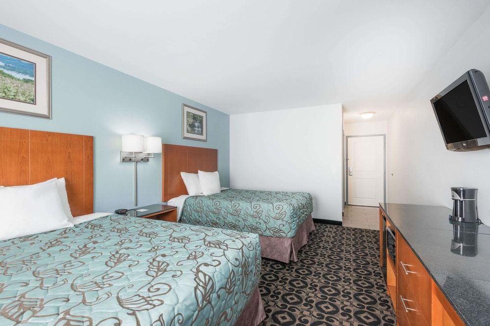 Standard Room, 2 Queen Beds