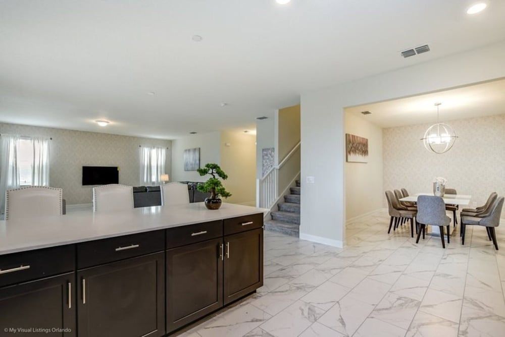 undefined Extremely Private 6-bed House in Four Corners 3